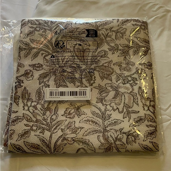 Cream and Gray pillow Cover with Elegant Floral Design - Picture 2 of 5